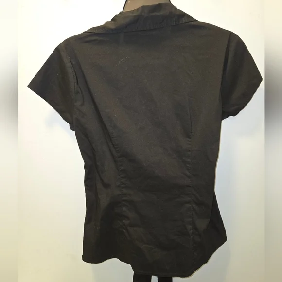 East 5th Elegant Black Blouse - Picture 2 of 3
